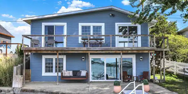 2601 Barrett