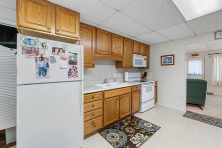 120 Lane 140 Lake George