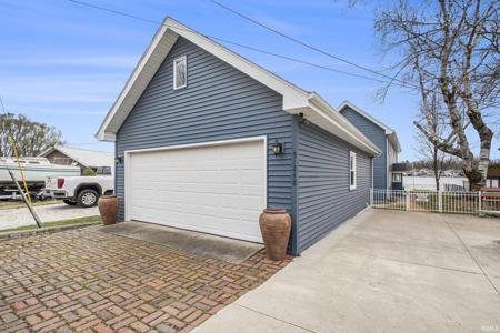 51248 N Shore