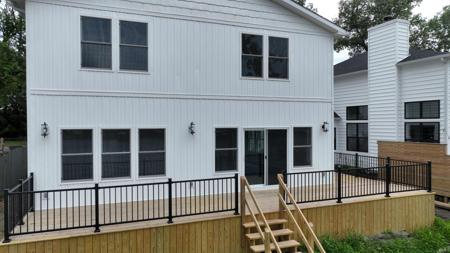 4703 E Elmer Girtz