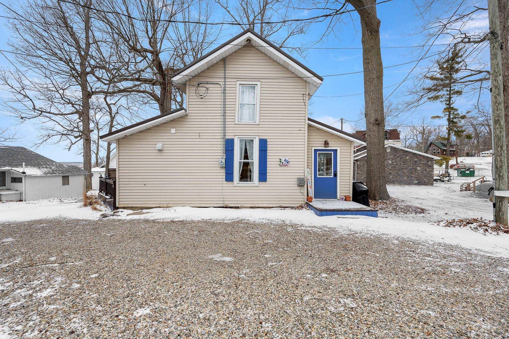 Image 0: View of front of home, Front Of Structure