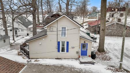 440 Lane 120, Hamilton Lake