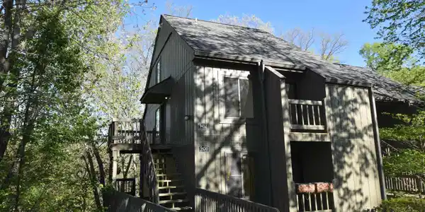 9452 S Lake Ridge