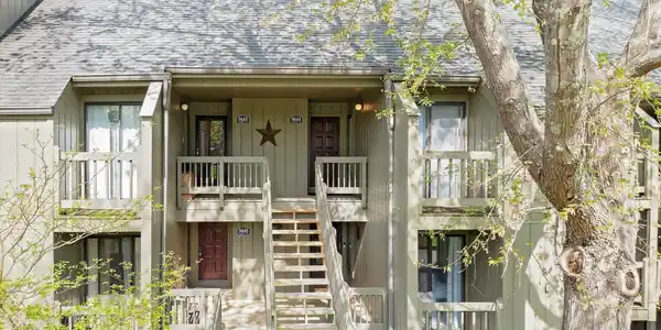 9444 S Lake Ridge