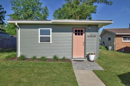 6742 N Apple Knob