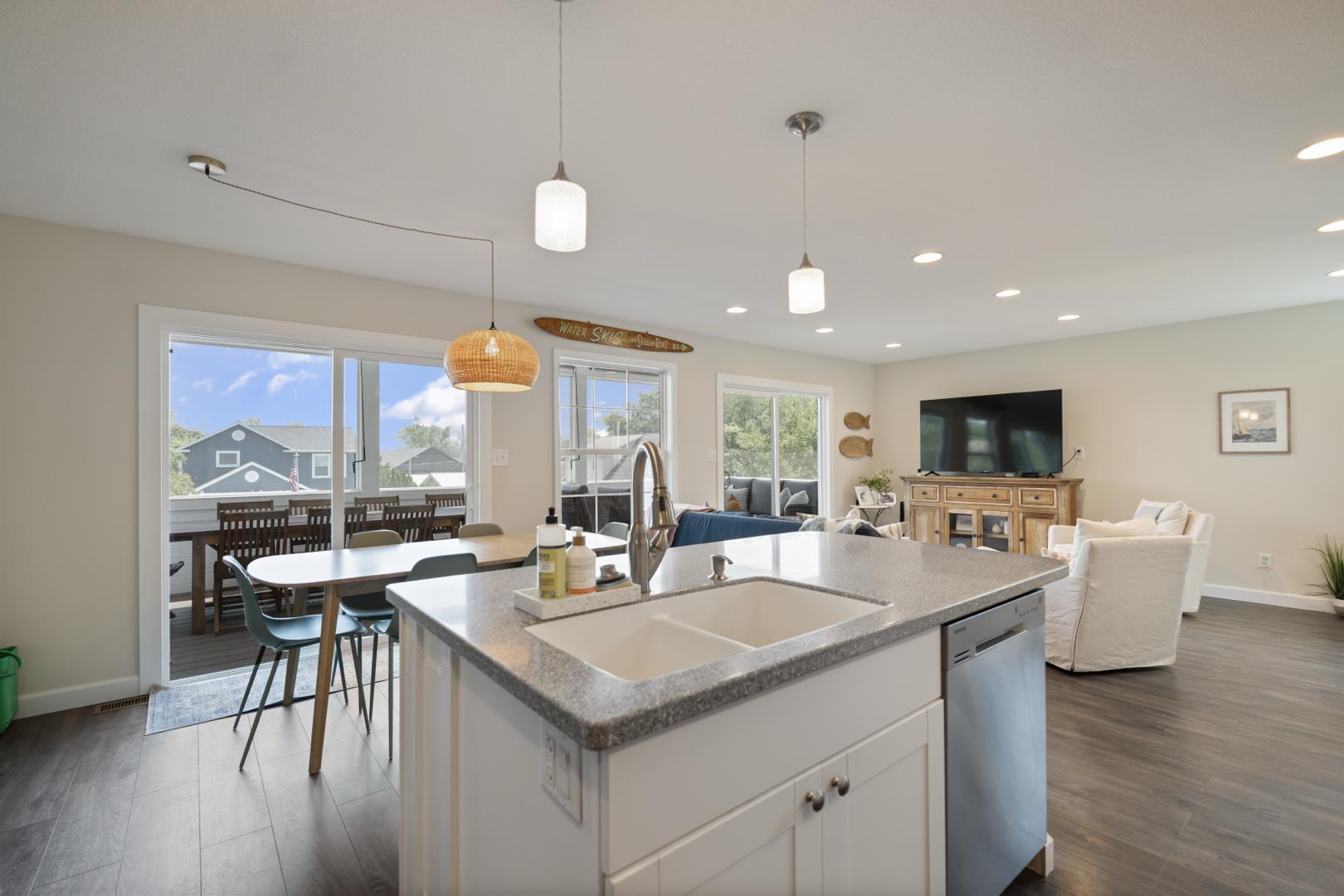 Image 1: Kitchen