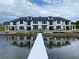 3108 N Bayview