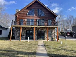 3145 W Northshore