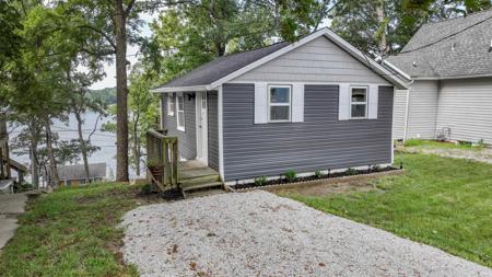 11912 W Breezy Point