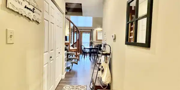3942 E Eagle Bay