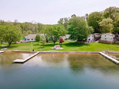 2080 Lane 200 Lake James