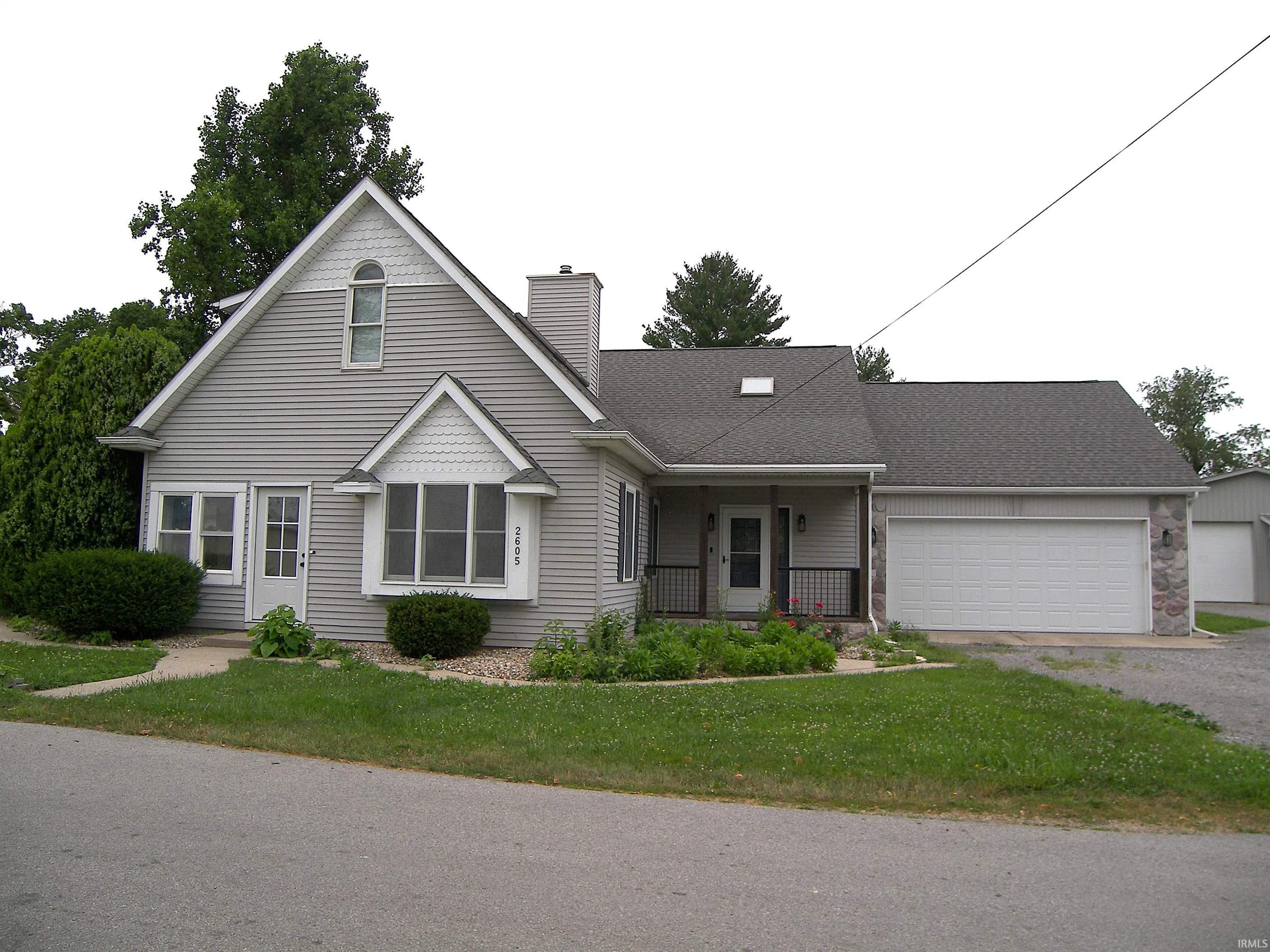 Image 2: Front