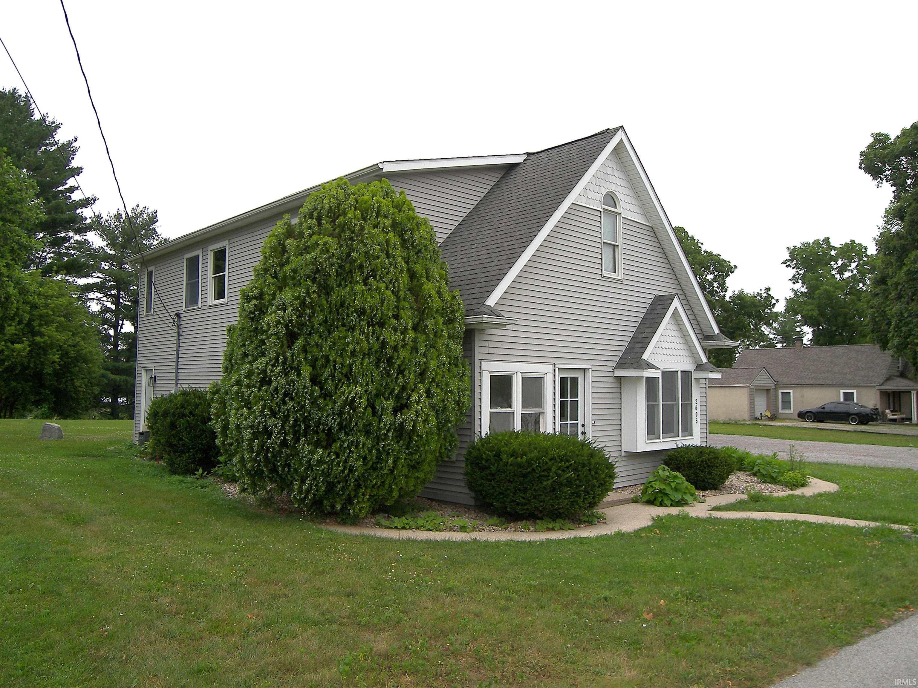 Image 3: Front SW angle