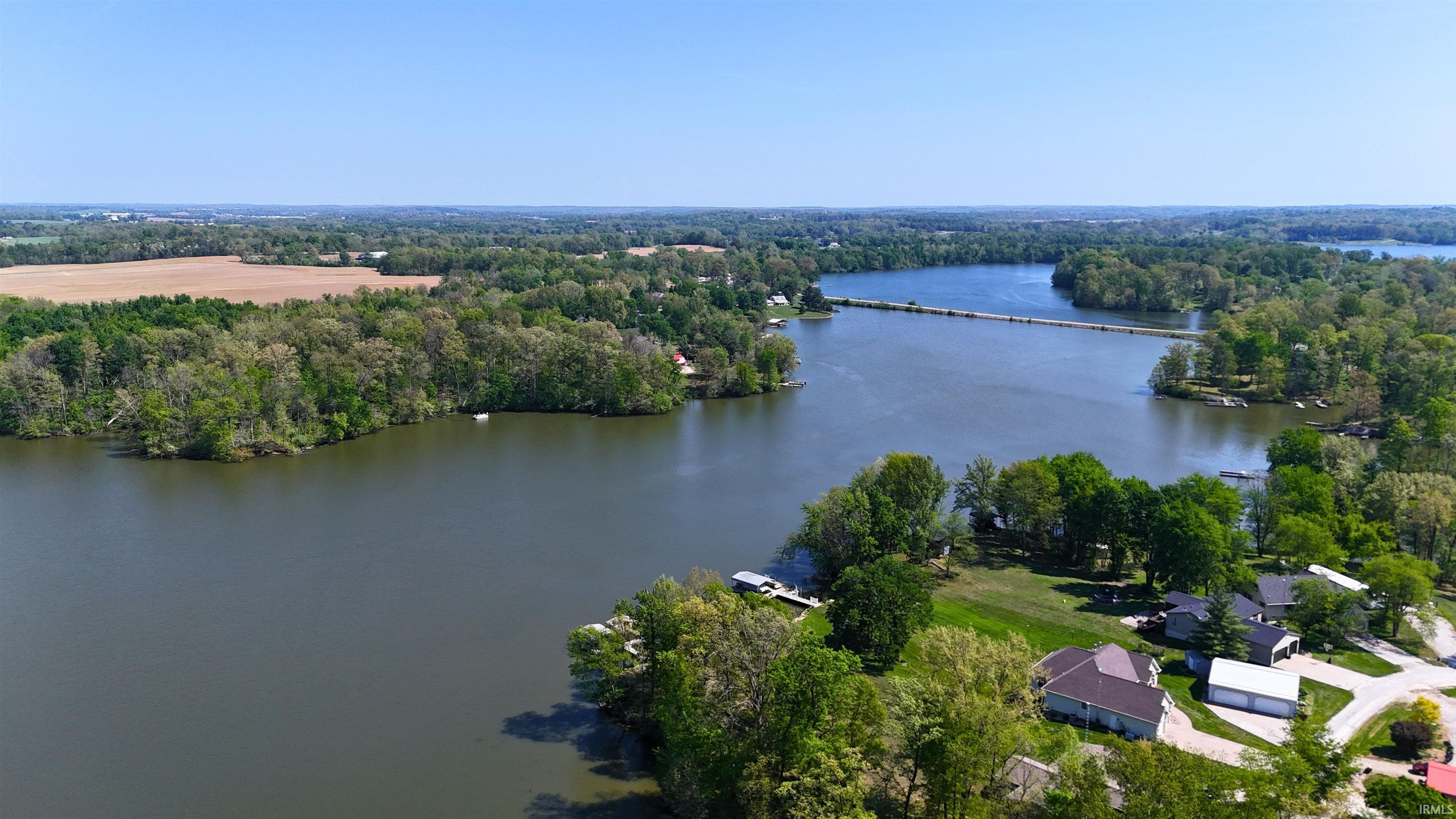 Image 2: Expansive waterfront property with direct lake access, Aerial View