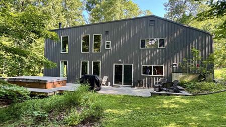 7536 S Shady Side