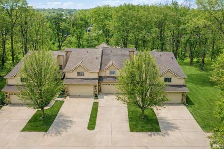 35 LN 520B Lake James