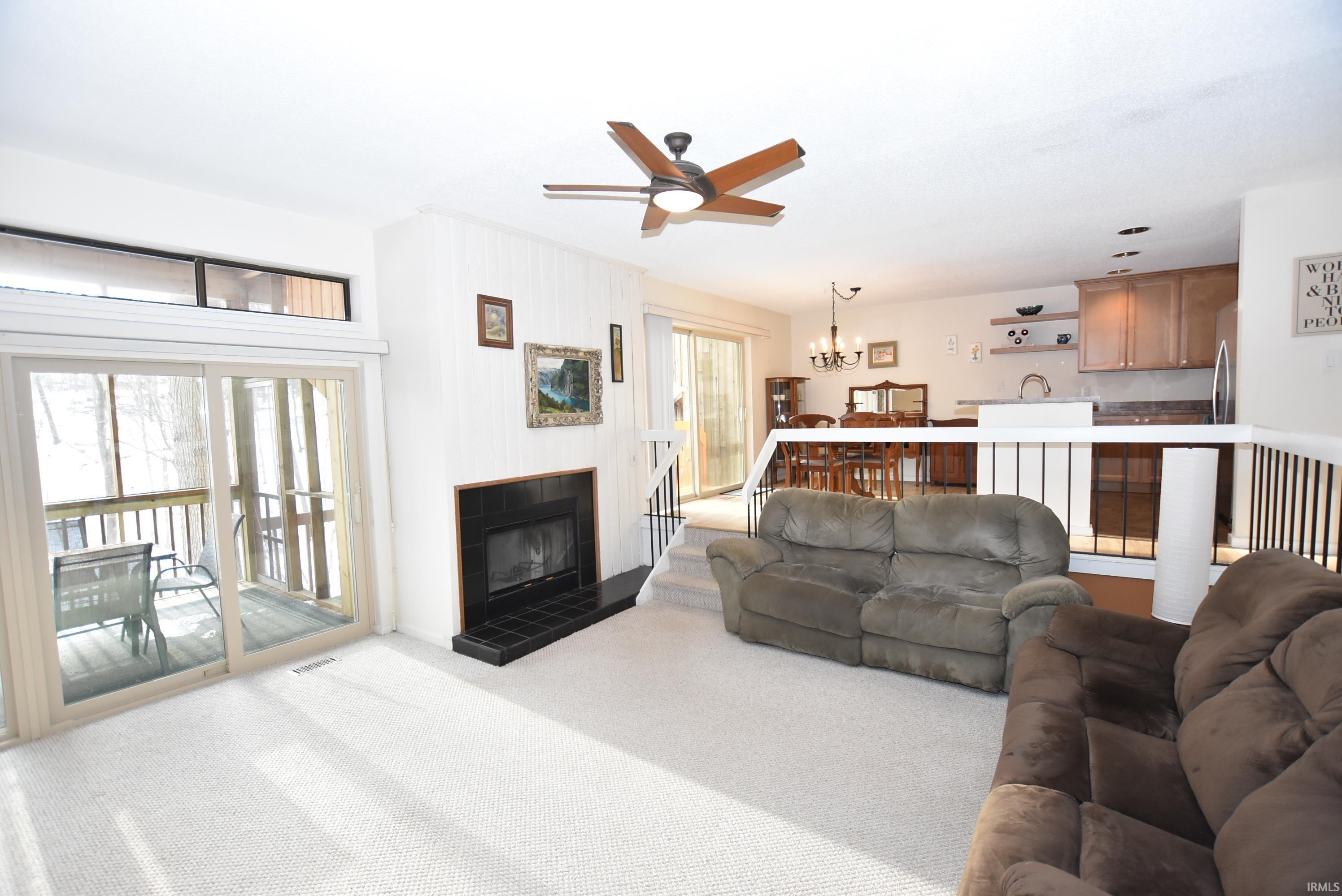 Image 2: Living Room