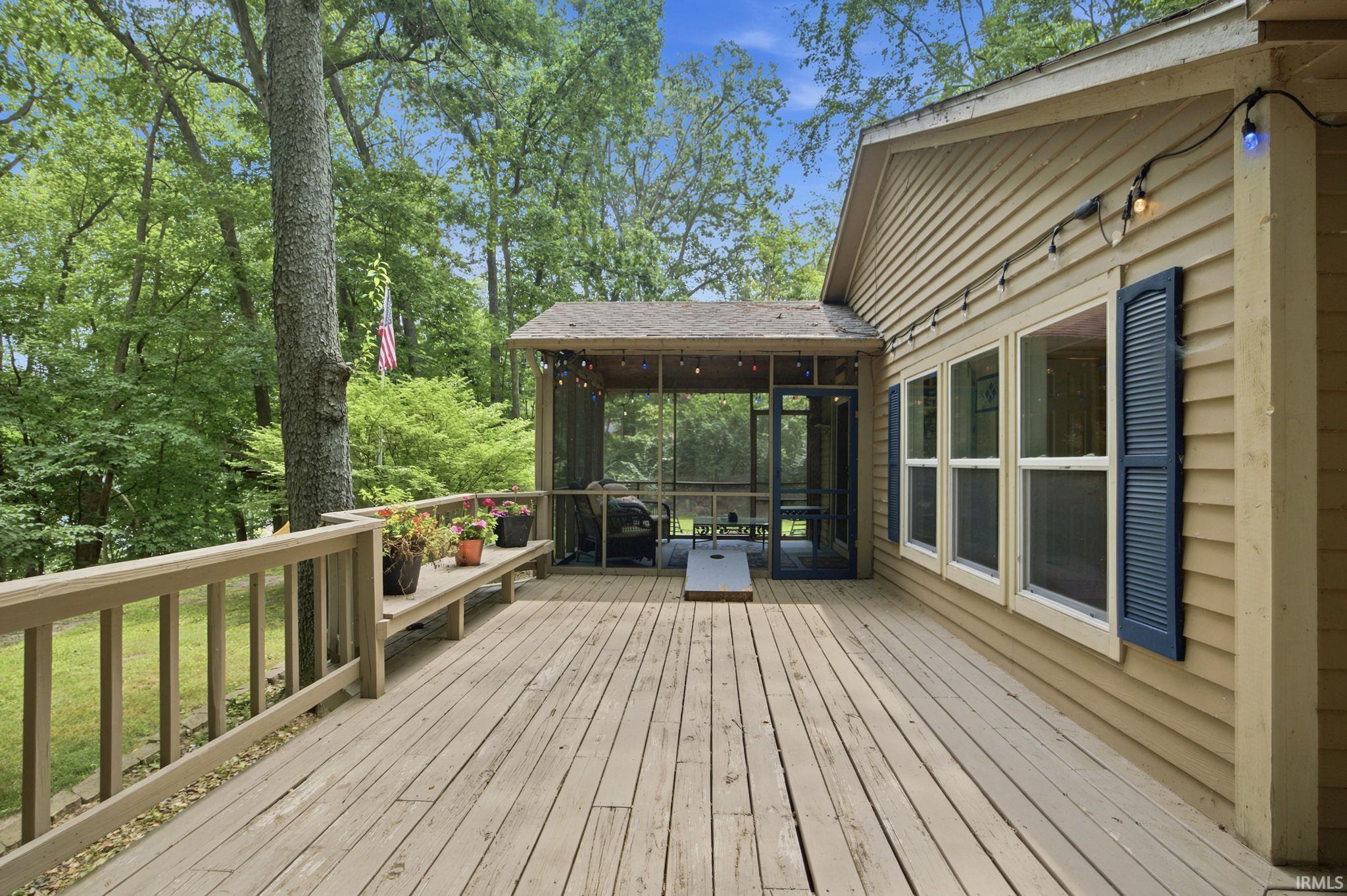 Image 2: Deck, Deck Image 2: Deck, Deck