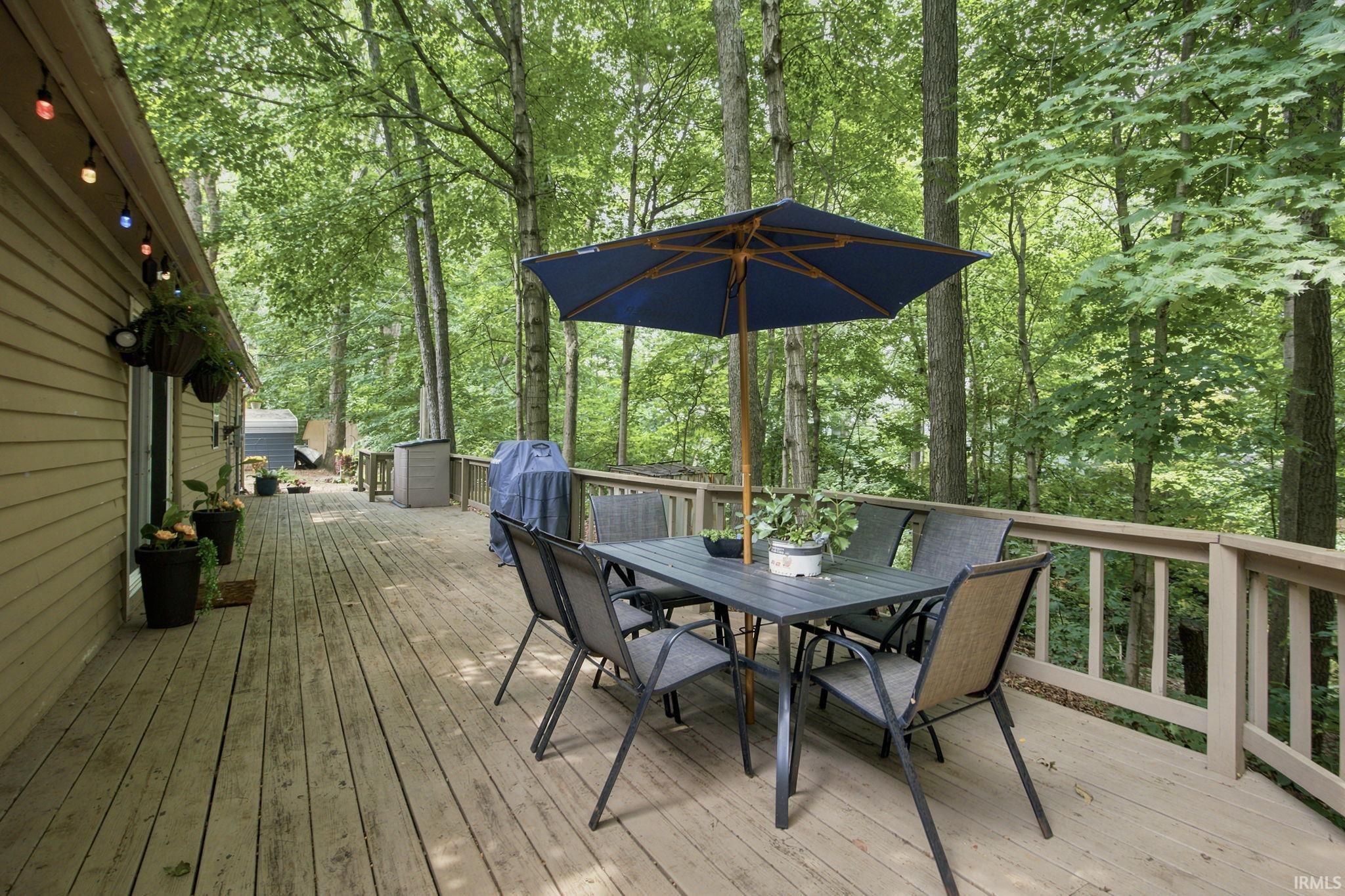 Image 3: Deck, Deck Image 3: Deck, Deck