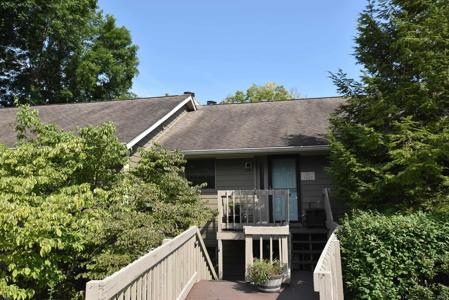 9463 S Pointe Retreat