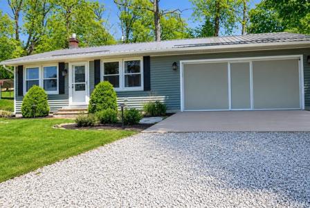 395 Lane 148 hamilton lake