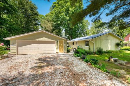 6521 Snug Harbour