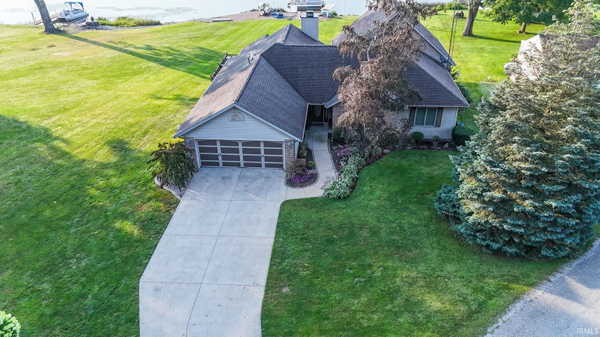 Image 3: Drone / aerial view, Aerial View