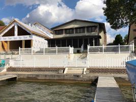 2422 S Country Club Dr