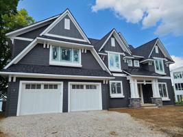 10694 N South Shore