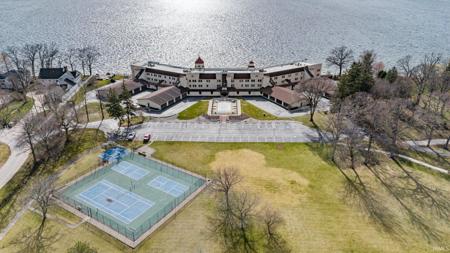 12275 N Ogden Point