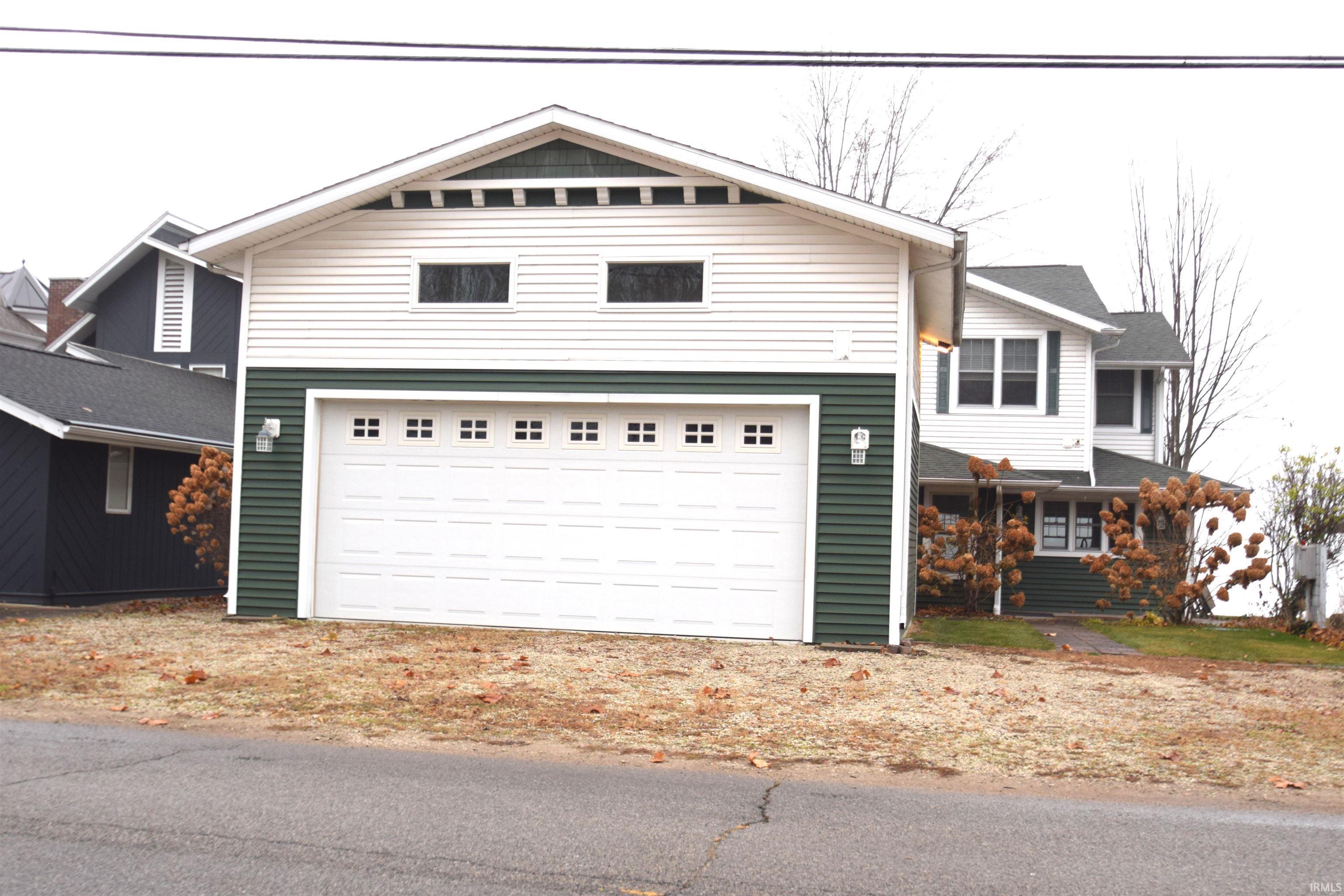 Image 1: View of front of house Image 1: View of front of house