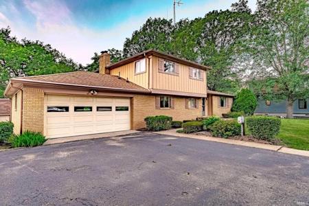 6114 E Hickory Ridge