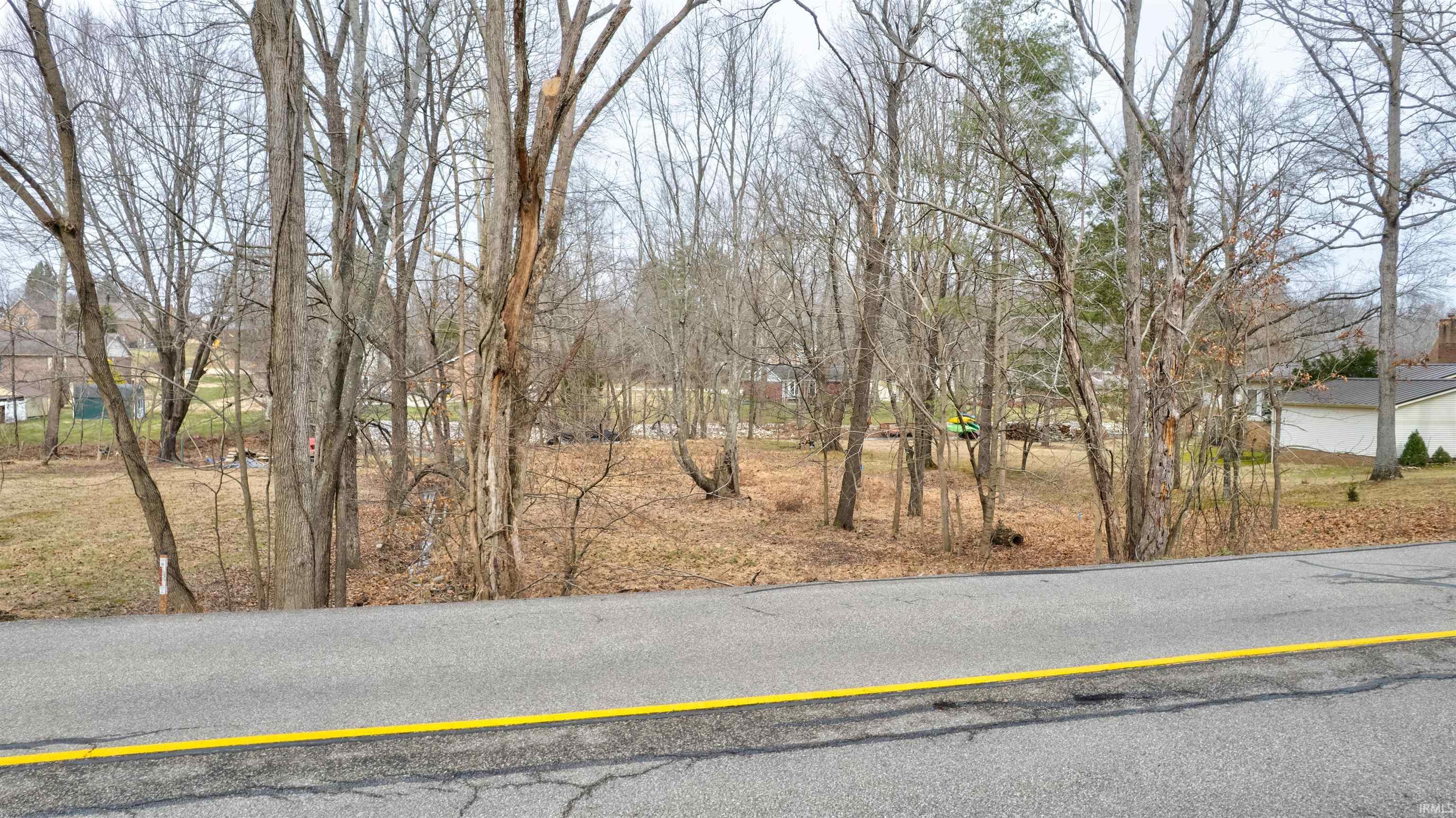 Image 2: View of asphalt road, Community Image 2: View of asphalt road, Community
