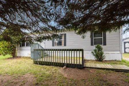 115 Lane 587 Lake James
