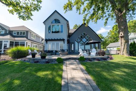 6071 E Island