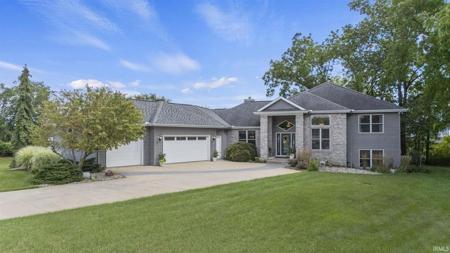 15 LN 335 Lake James