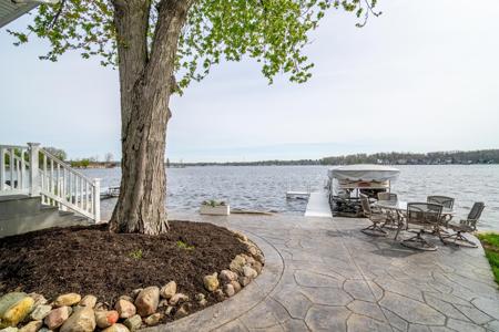 980 Lane 221B Hamilton Lake