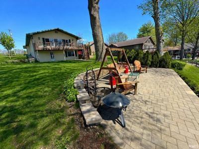 4994 E Bay Front