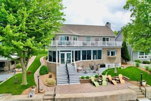 2701 Barrett