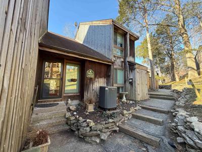 9425 S Pointe LaSalles