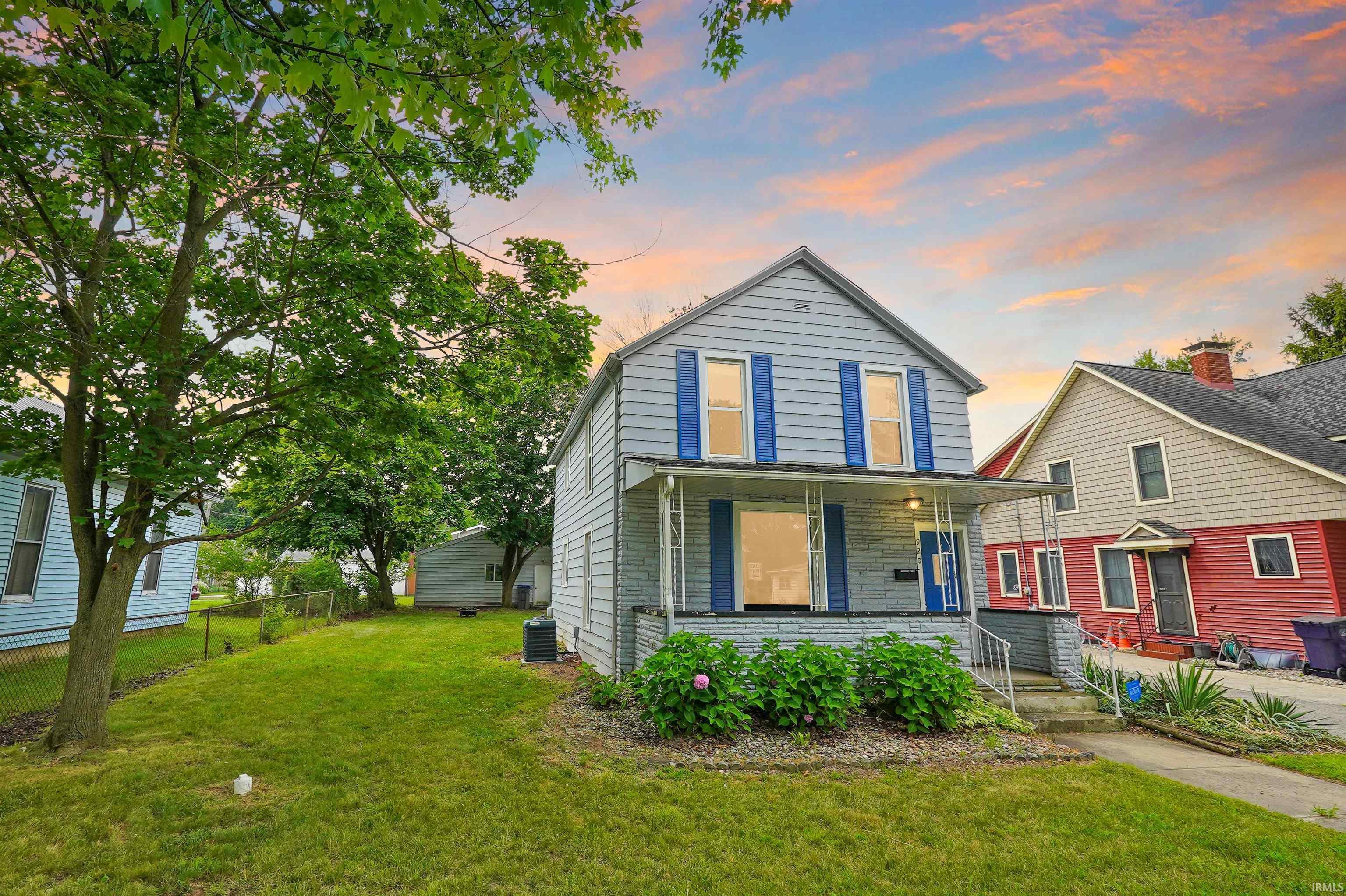 Image 1: Front house, Front Of Structure