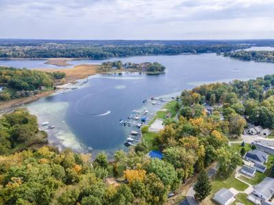 60 Lane 585b Lake James