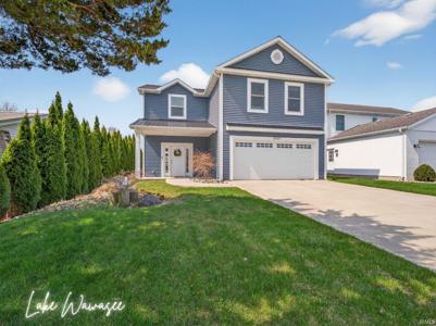 10469 N Moore