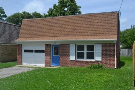 444 E Lamplighter