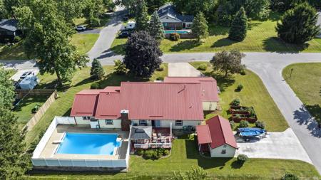 710 E Boydston Mill