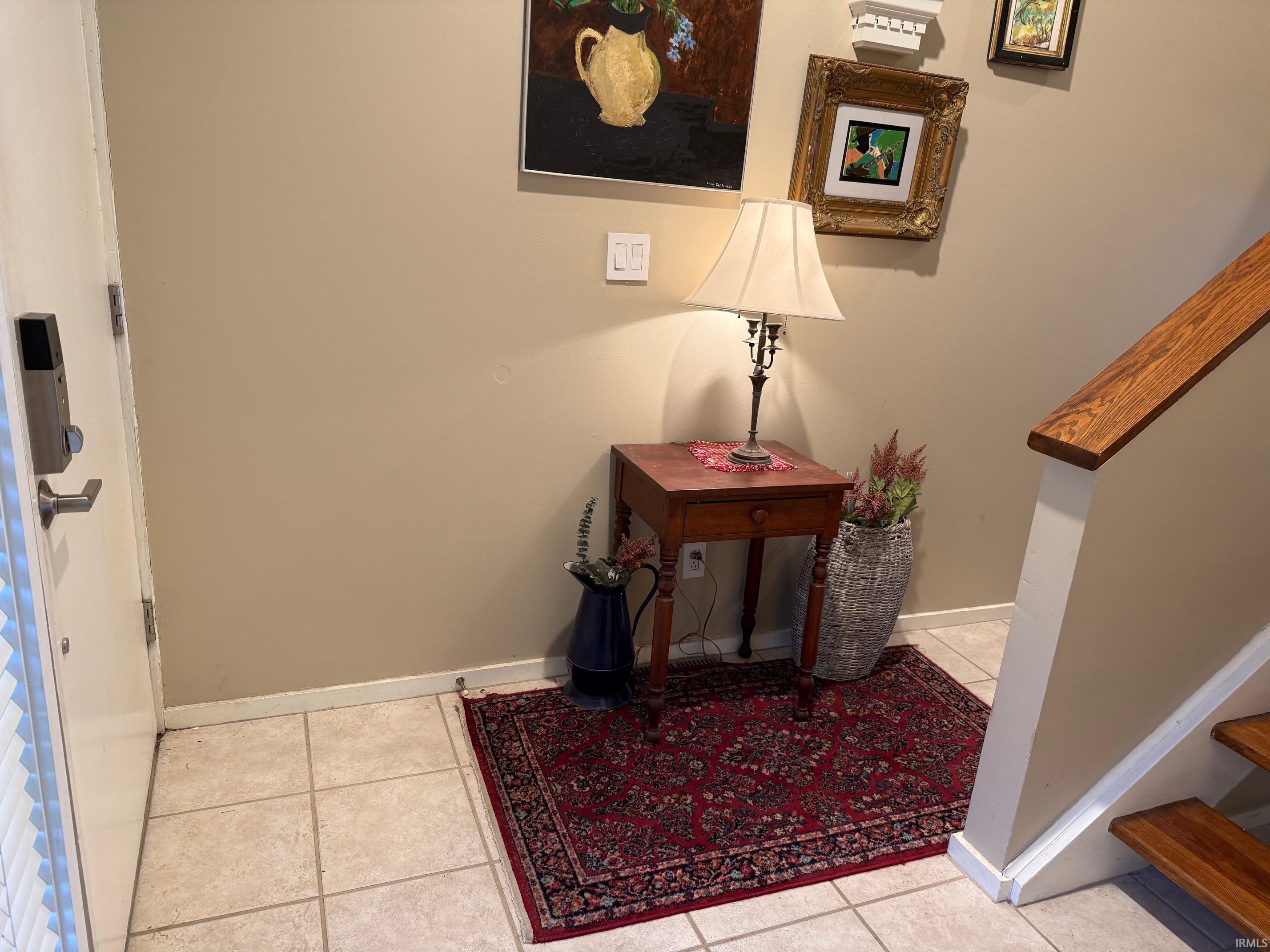 Image 2: Entry Image 2: Entry