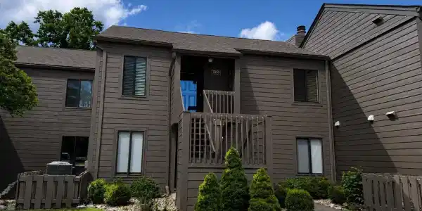 9359 S Lake Ridge