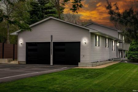 9285 E Sleepy Hollow