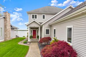 731 E Northshore