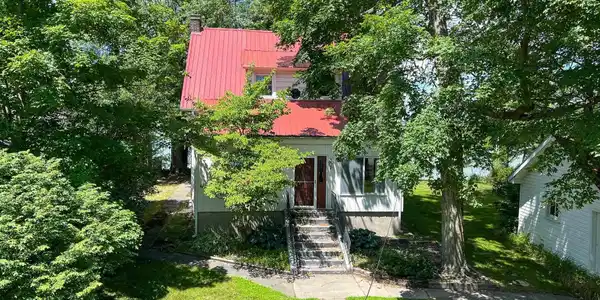 2312 S Country Club